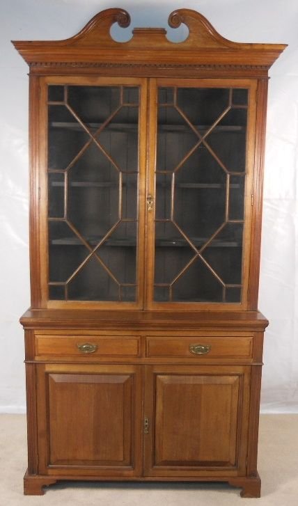 Georgian Style Mahogany Bookcase Cabinet