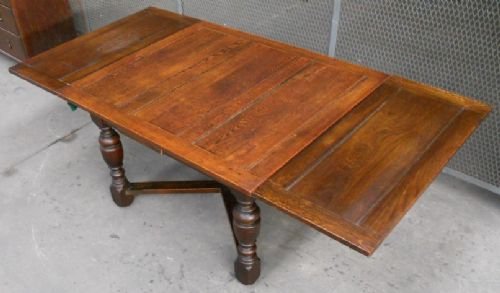 Large Oak Extending Dining Table to Seat Ten