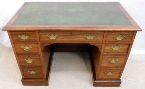 Victorian Mahogany Kneehole Pedestal Writing Desk