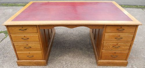 Large Golden Oak Kneehole Pedestal Partners Desk