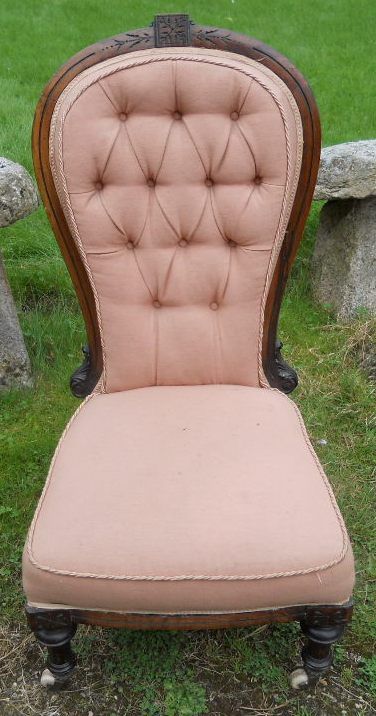 Victorian Walnut Spoonback Nursing Chair