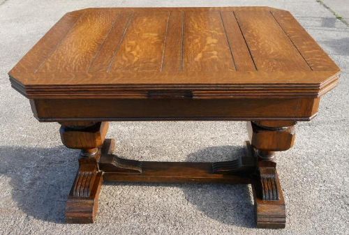 Oak Extending Dining Table to Seat Eight