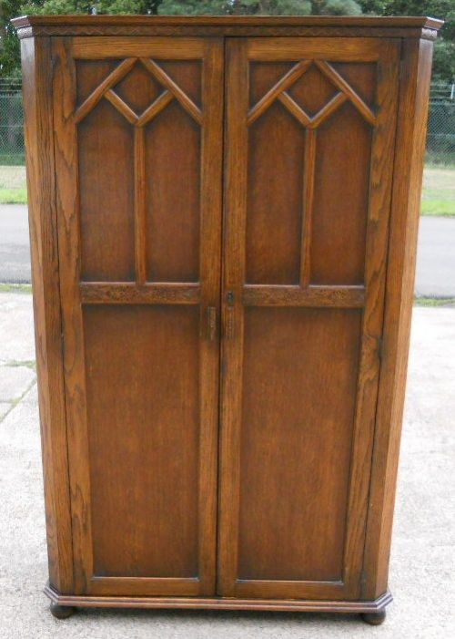 Large Oak Hanging Hall Wardrobe