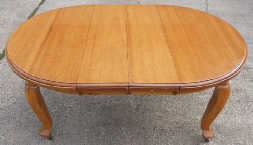 fig 1. Oval Oak & Walnut Extending Dining Table