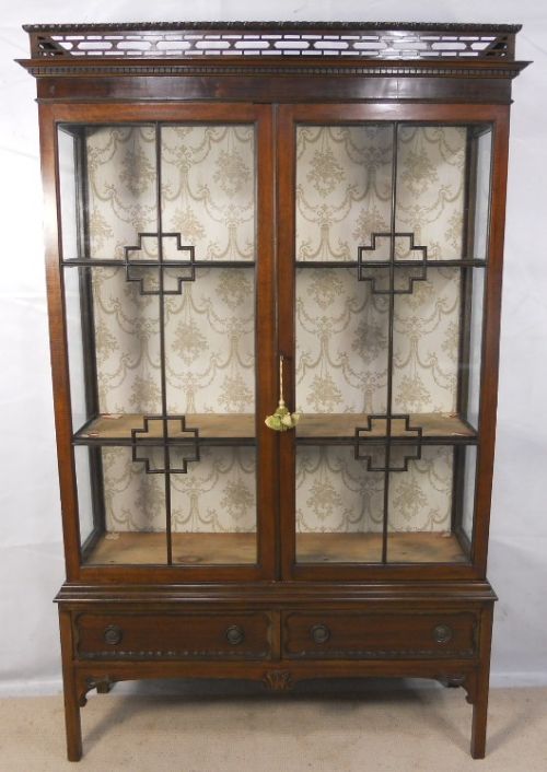 Edwardian Mahogany Two Door Display Cabinet