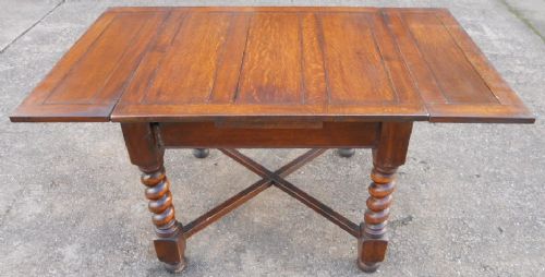 Barley Twist Oak Extending Dining Table to Seat Six