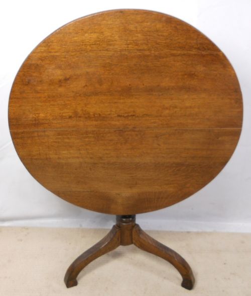 Georgian Oak Tripod Table