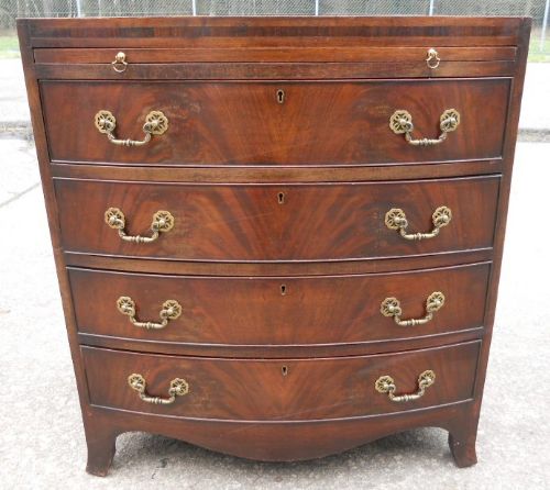 Georgian Style Bowfront Mahogany Chest of Drawers