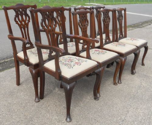 fig 1. Set of Eight Chippendale Style Mahogany Dining Chairs