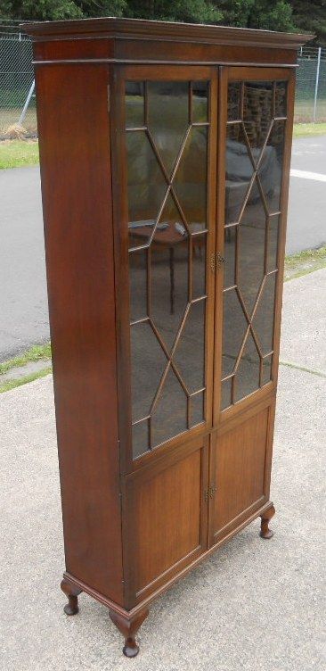 fig 1. Georgian Style Mahogany Bookcase Cabinet