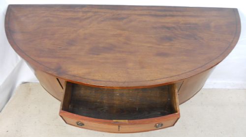 GEORGIAN STYLE MAHOGANY BOWFRONT SIDEBOARD - ADDITIONAL PHOTO 3