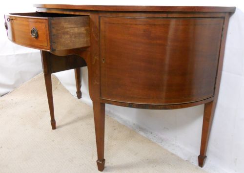 GEORGIAN STYLE MAHOGANY BOWFRONT SIDEBOARD - ADDITIONAL PHOTO 4