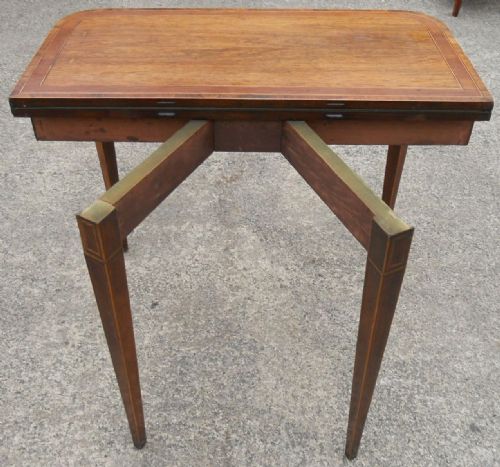 GEORGIAN INLAID MAHOGANY FOLDOVER CARD TABLE - ADDITIONAL PHOTO 8