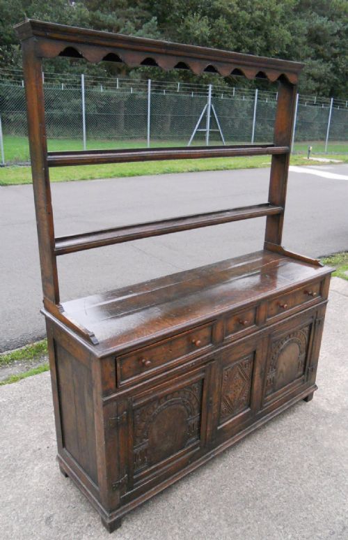 OAK DRESSER WITH CARVED BASE - ADDITIONAL PHOTO 5