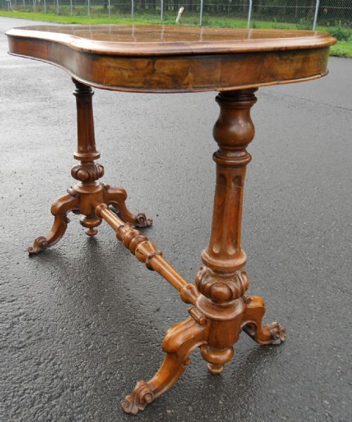 VICTORIAN WALNUT CENTRE TABLE - ADDITIONAL PHOTO 1