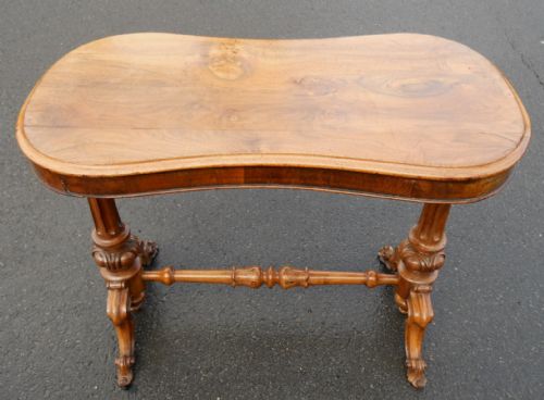 VICTORIAN WALNUT CENTRE TABLE - ADDITIONAL PHOTO 7