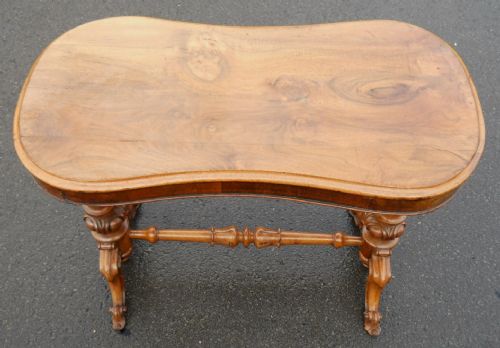 VICTORIAN WALNUT CENTRE TABLE - ADDITIONAL PHOTO 8