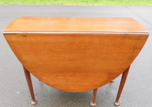 Georgian Oak Oval Dropleaf Dining Table to Seat Six