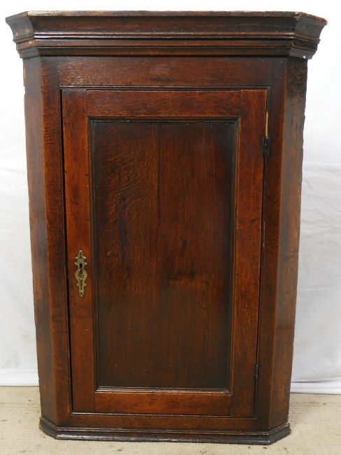 Georgian Small Oak Hanging Corner Cupboard