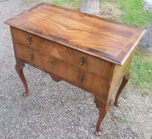 Walnut Chest of Drawers