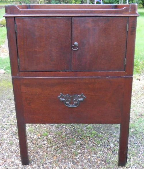 Georgian Mahogany Tray Top Commode