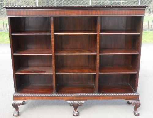 Chippendale Design Mahogany Open Bookcase