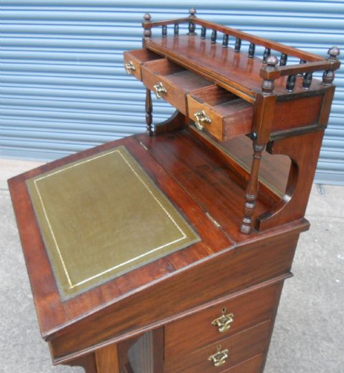 EDWARDIAN MAHOGANY DAVENPORT DESK BY JAMES SHOOLBRED - ADDITIONAL PHOTO 2