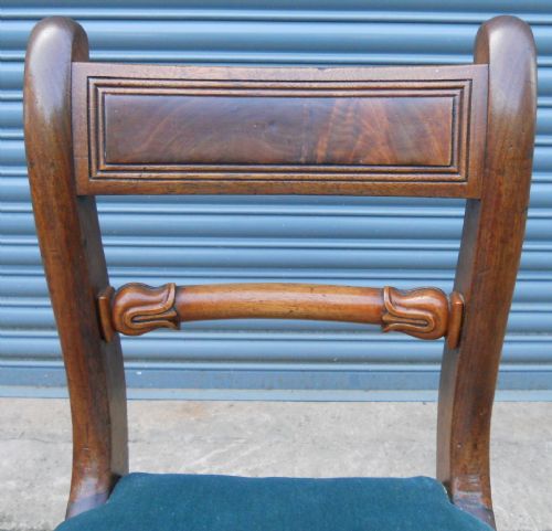 SET OF FOUR GEORGIAN MAHOGANY DINING CHAIRS - ADDITIONAL PHOTO 8