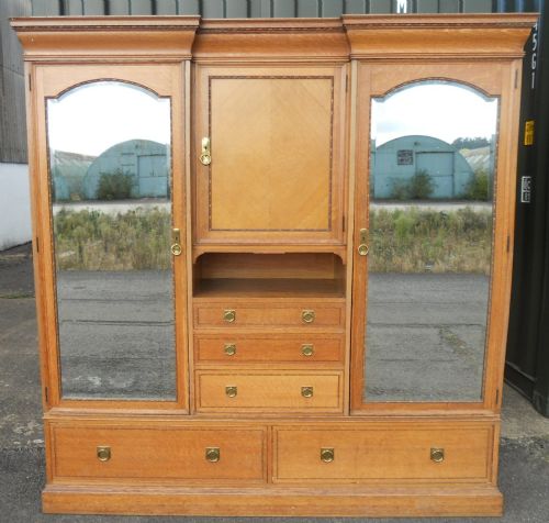 Waring & Gillow Oak Compactum Triple Wardrobe