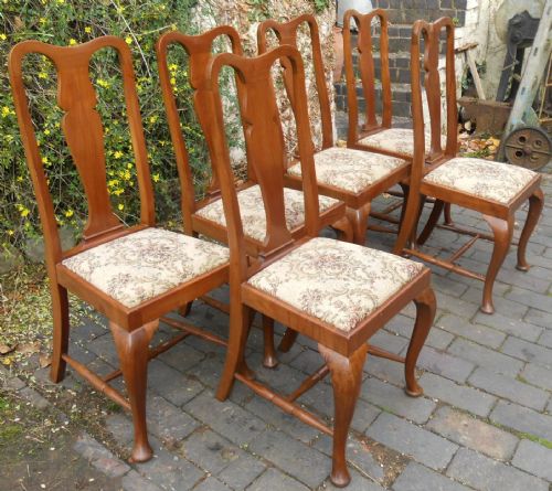 SET OF SIX QUEEN ANNE STYLE MAHOGANY DINING CHAIRS - ADDITIONAL PHOTO 3