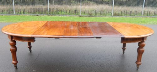 VICTORIAN MAHOGANY OVAL EXTENDING THREE LEAF DINING TABLE TO SEAT TWELVE - ADDITIONAL PHOTO 6