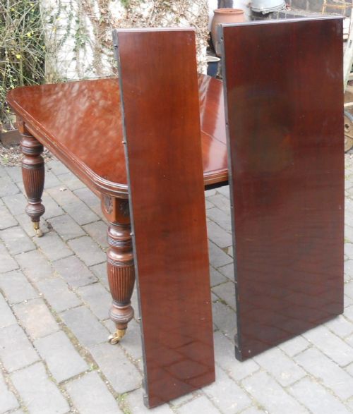 Victorian Mahogany Polished Extending Dining Table to Seat Eight