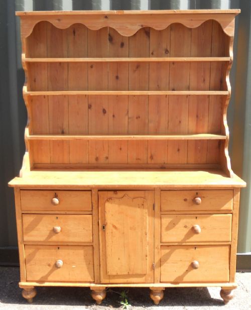 Victorian Pine Dresser