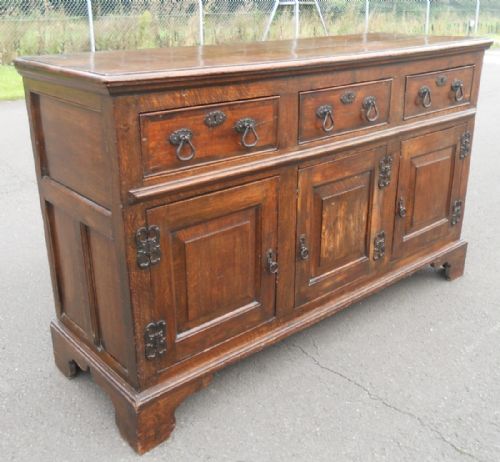 GEORGIAN OAK DRESSER CUPBOARD BASE - ADDITIONAL PHOTO 2