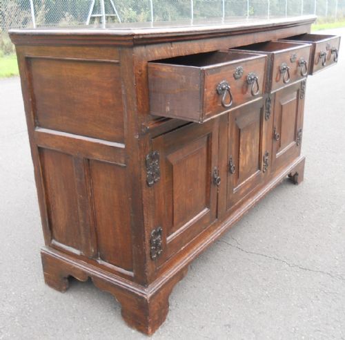 GEORGIAN OAK DRESSER CUPBOARD BASE - ADDITIONAL PHOTO 11
