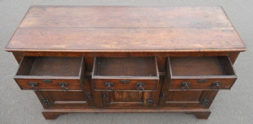 GEORGIAN OAK DRESSER CUPBOARD BASE - ADDITIONAL PHOTO 13