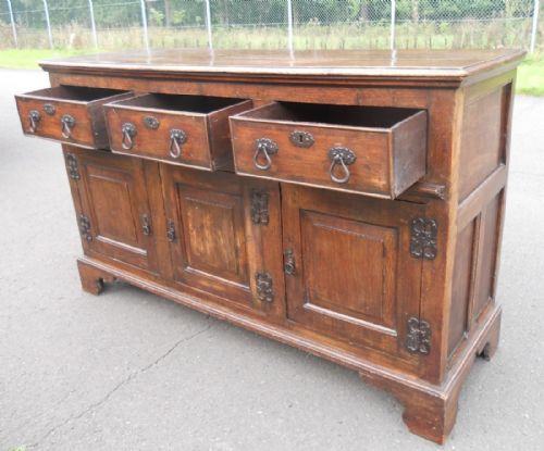 GEORGIAN OAK DRESSER CUPBOARD BASE - ADDITIONAL PHOTO 14