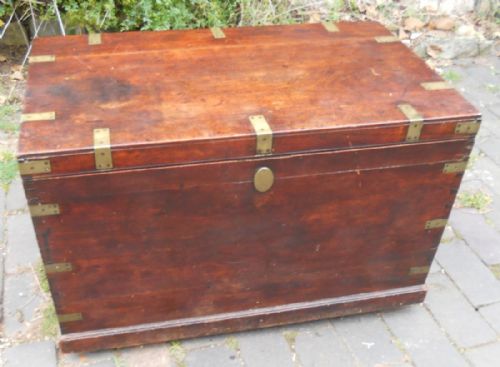 Mahogany Military Blanket Box