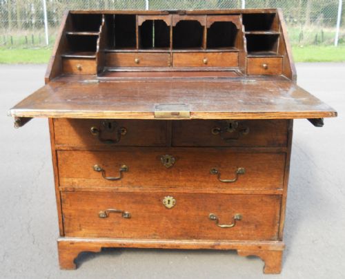 ANTIQUE SMALL OAK WRITING BUREAU - ADDITIONAL PHOTO 3