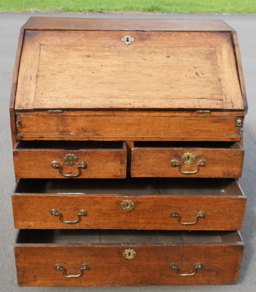 ANTIQUE SMALL OAK WRITING BUREAU - ADDITIONAL PHOTO 11
