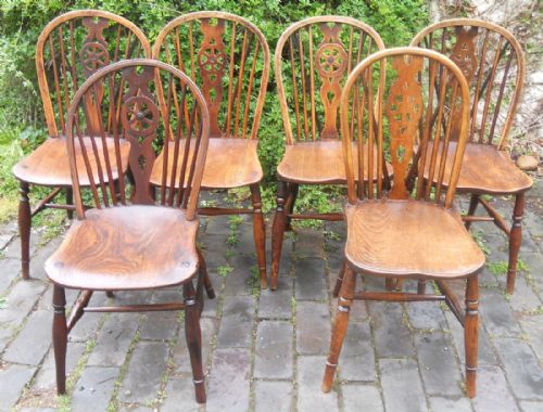 Six Georgian Elm Wheelback Kitchen Chairs