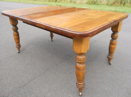 Edwardian Walnut Extending Dining Table