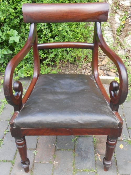 VICTORIAN MAHOGANY CARVER DESK ARMCHAIR - ADDITIONAL PHOTO 5