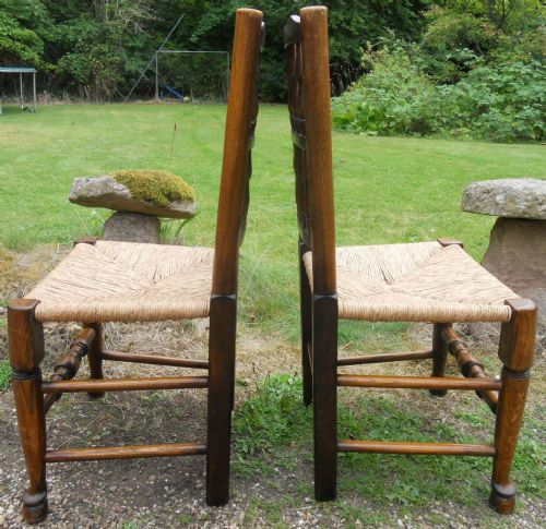 SET OF FOUR LANCASHIRE STYLE ELM RUSH SEAT DINING CHAIRS - ADDITIONAL PHOTO 9