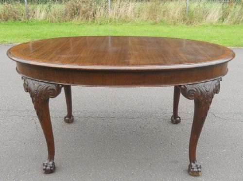 Chippendale Style Oval Mahogany Centre Table