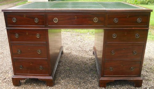 GEORGIAN STYLE SMALL MAHOGANY PARTNERS DESK - ADDITIONAL PHOTO 2