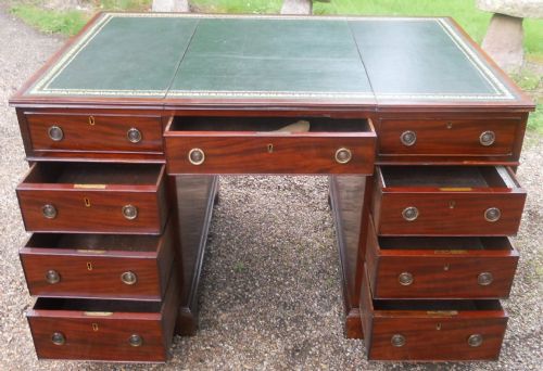 GEORGIAN STYLE SMALL MAHOGANY PARTNERS DESK - ADDITIONAL PHOTO 7