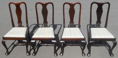 SET OF FOUR MAHOGANY HIGHBACK DINING CHAIRS - ADDITIONAL PHOTO 2