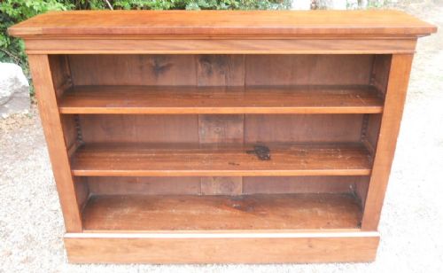 Victorian Mahogany Standing Open Bookcase