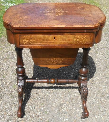 Victorian Inlaid Walnut Foldover Games Table